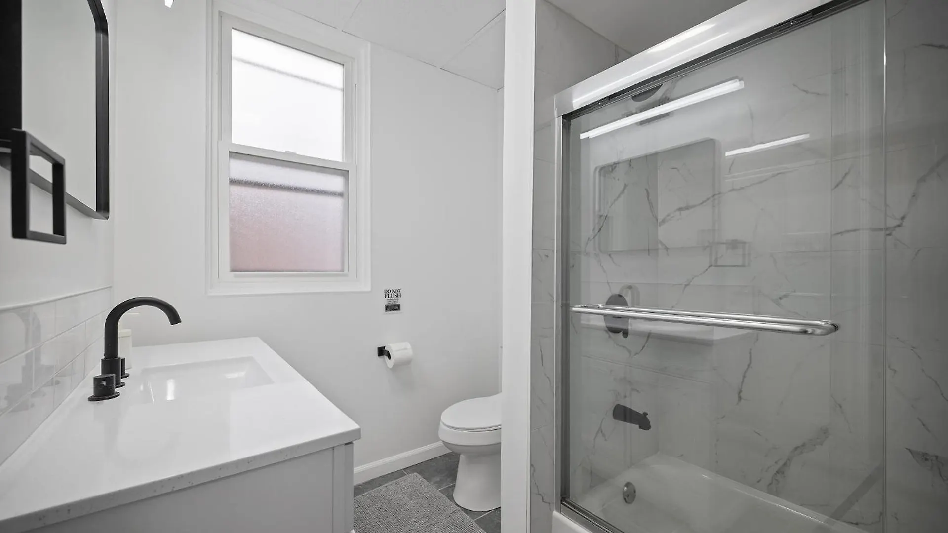 Shadyside, Pittsburgh !G Modern And Bright Private Bedroom With Shared Bathroom 0*,  United States